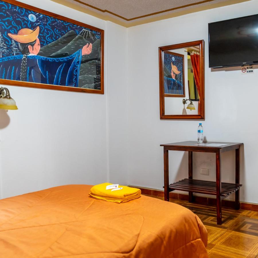 Mashy'S Hostal Otavalo Exterior photo