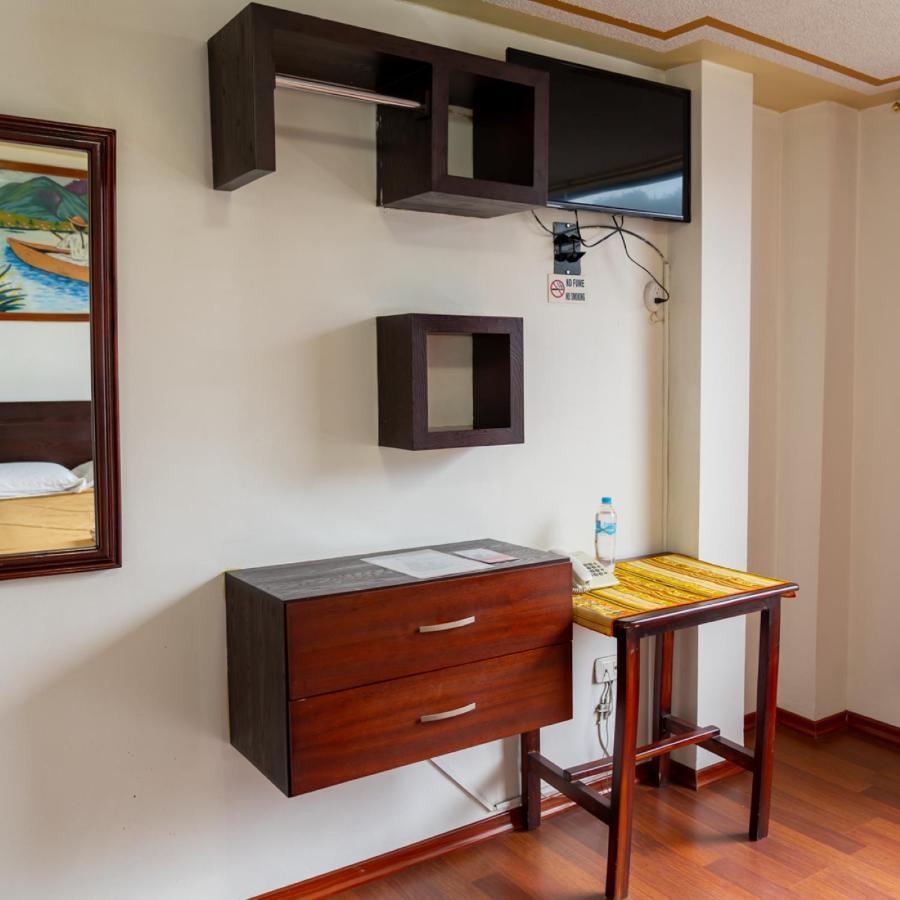 Mashy'S Hostal Otavalo Exterior photo