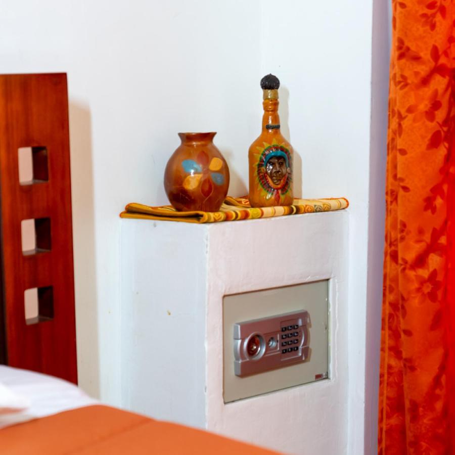 Mashy'S Hostal Otavalo Exterior photo