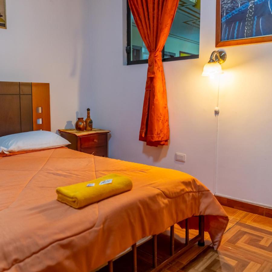Mashy'S Hostal Otavalo Exterior photo