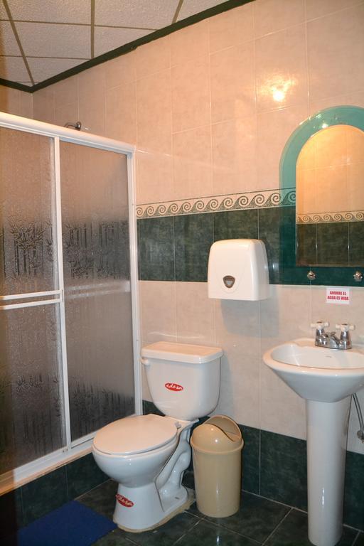 Mashy'S Hostal Otavalo Exterior photo