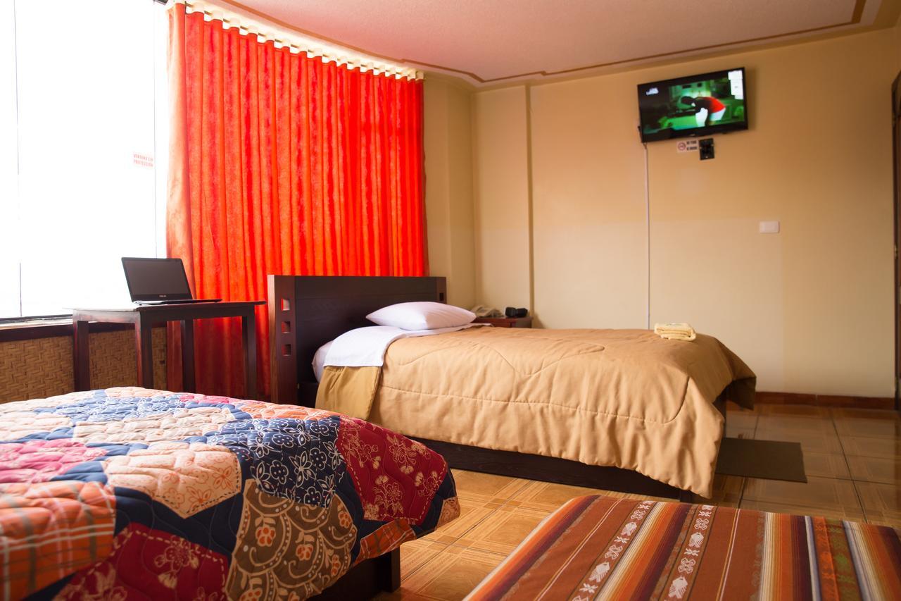 Mashy'S Hostal Otavalo Exterior photo