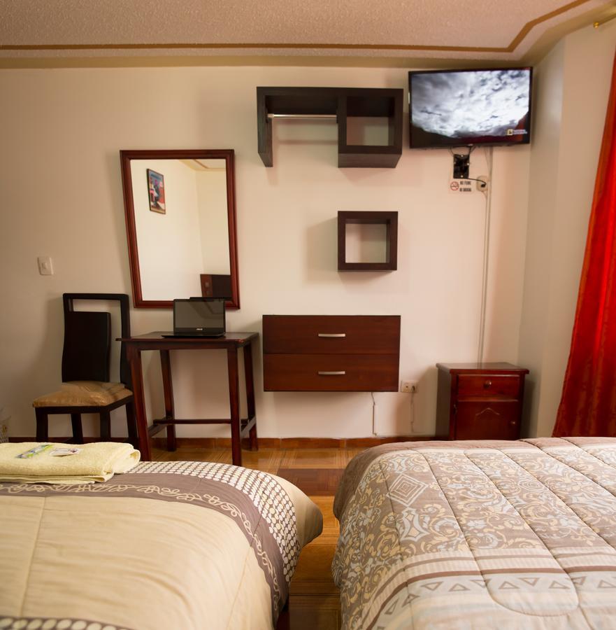 Mashy'S Hostal Otavalo Exterior photo