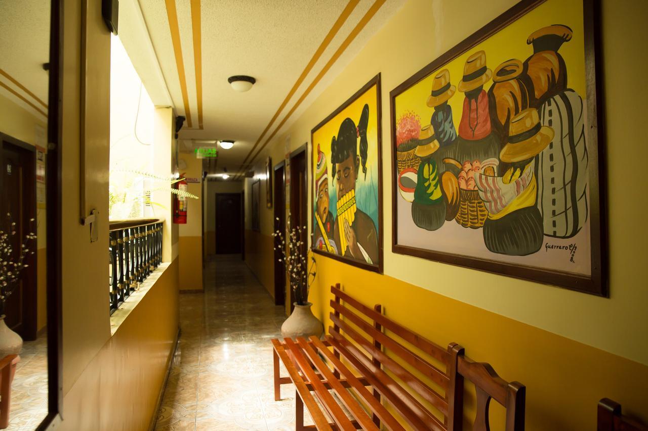 Mashy'S Hostal Otavalo Exterior photo
