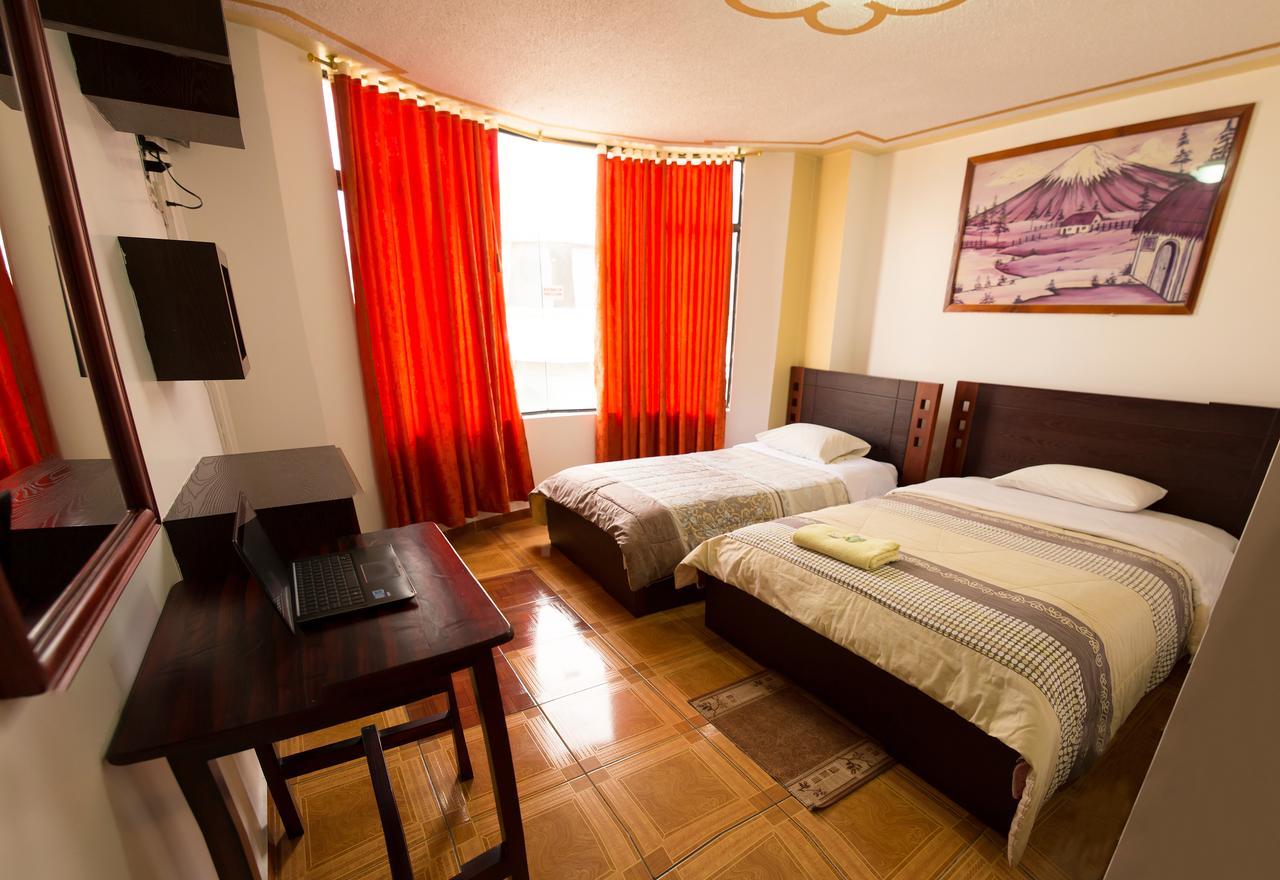 Mashy'S Hostal Otavalo Exterior photo